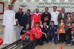 طه إبراهيم بطل بطولة العيد الوطني للبولينغ