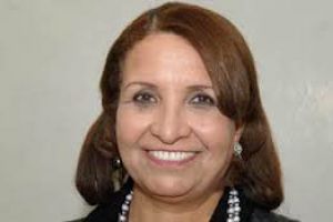 الشيخة حياة تتوج الفائزين في بطولة العيد الوطنى الأولى للجمباز