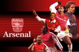 ارسنال يتخطى عقبة استون فيلا ويعود الى قمة الدوري الانجليزي