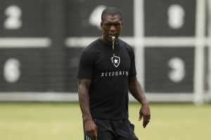 سيدورف يعود إلى ميلان الإيطالي كمدرب