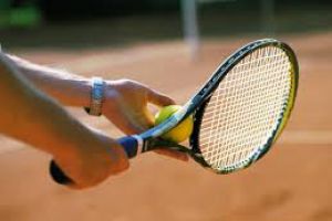 شارابوفا تتقدم في استراليا للتنس لكنها تبقى تبحث عن التألق