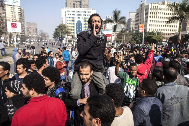 ...ومتظاهرون مؤيدون لمرسي خلال تظاهرات ذكرى «ثورة 25 يناير» - AFp