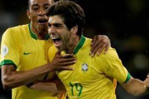 جونينو يعلن اعتزال اللعب