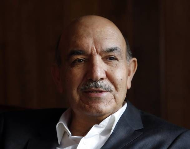 مرشح الرئاسة الأفغانية قيوم كرزاي