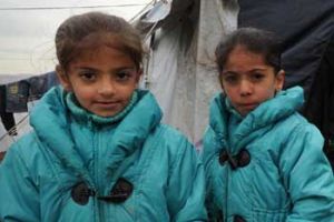 اليونسكو ولجنة الإنقاذ الدولية تفتتحان أول مدرسة ثانوية للاجئين السوريين في مخيم دوميز بالعراق