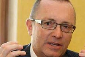 السفير الأميركي بكييف: واشنطن لن تعترف بنتائج استفتاء القرم