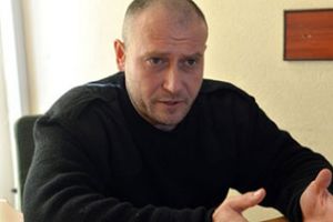 محكمة روسية تصدر حكما غيابيا باعتقال زعيم حركة القطاع الأيمن الأوكرانية