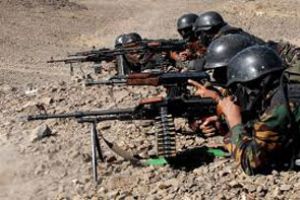 اليمن: لجنة عسكرية تصل الى حضرموت لاحتواء مواجهات بين الجيش ومسلّحين قبليين