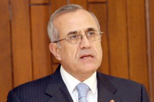 الرئيس اللبناني يستبعد إقدام إسرائيل على مهاجمة بلاده