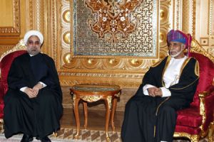 الرئيس الايراني من مسقط يدعو الى تحقيق تقارب اقليمي