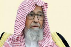 الشيخ صالح بن فوزان ينفي ما نسب إليه من تحريم البوفيه