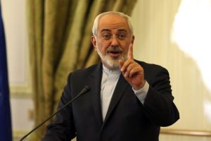 ظريف: إيران 'مستعدة لمساعدة أي محاولة منطقية' لحل النزاع في سوريا