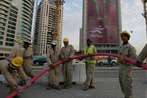 قطر تعيد جدولة 15% من مشاريع مزمعة