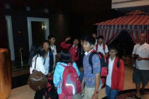 خليفة بن عبدالله يرحب بضيوف البحرين في آسيوية 'أوبتمست'