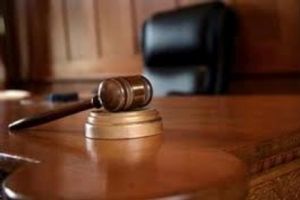 السجن 30 سنة لشابة ألقت زوجها من شاهق