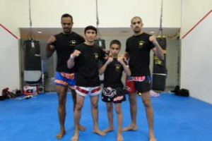 أصغر مقاتل للمواي تاي بفريق سمو الشيخ خالد إلى تايلند لخوض أول نزال احترافي في بطولة الأبطال