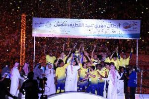 الوليد بن طلال يقدم 25 سيارة للاعبي النصر السعودي