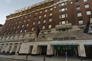 اعتقال 4 أشخاص يشتبه بتورطهم في الاعتداء على الإماراتيات الثلاث بلندن