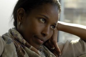 جامعة أميركية تلغي خطة لتكريم ناشطة صومالية مناهضة للإسلام