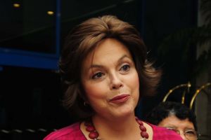 رئيسة البرازيل تطمئن بلاتر على استعدادات استضافة كأس العالم