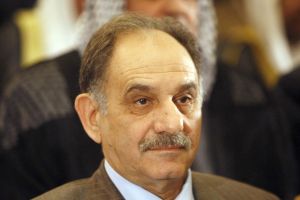 اطلاق نار على موكب نائب رئيس الوزراء العراقي ومقتل احد حراسه