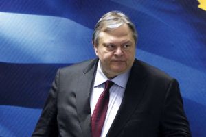 وزير خارجية اليونان: إنهاء إجراءات رفع 'شينغن' للإمارات بحلول 30 يونيو