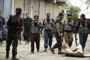 التلفزيون السوري يتهم مقاتلي المعارضة بتنفيذ هجوم بالغاز السام