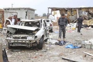 مقتل وإصابة 7 عراقيين في قصف صاروخي على الفلوجة