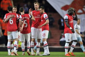 ثنائية بودولسكي تقود ارسنال للعودة الى المركز الرابع في انجلترا