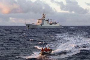 سعوديون يشاركون في البحث عن الطائرة الماليزية 'المفقودة'