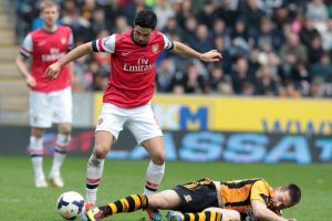 آرسنال يسحق هال سيتي بثلاثية