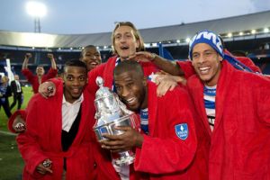 زفولة يسحق أياكس بخماسية ويتوج بلقب كأس هولندا