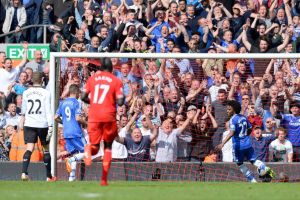 تشيلسي يوقف انتصارات ليفربول بهدفين بالدوري الإنجليزي