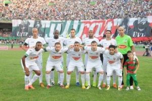 آلاف المشجعين يحتفلون بتتويج مولودية الجزائر بالكأس