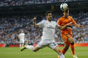 ريال مدريد يتعادل في الرمق الأخير ليحافظ على آماله في لقب 'الليغا'