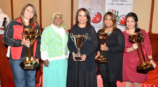 حياة بنت عبدالعزيز تتوج لاعبات المنتخب