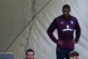 جيرارد يلمح إلى اعتزال اللعب الدولي بعد المونديال