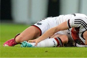 ريوس لاعب ألمانيا يتعرض لإصابة في الكاحل أمام أرمينيا