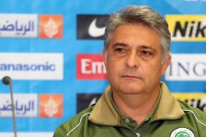 الغرافة القطري يتعاقد مع المدرب البرازيلي باكيتا لموسمين