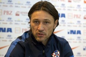 مدرب كرواتيا: كأس العالم سيتحول إلى 'سيرك' لو استمرت أخطاء التحكيم