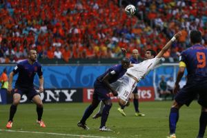 مونديال 2014: الرقم 13 يبتسم لفان بيرسي