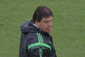 هيرارا : المكسيك لا تخشى البرازيل رغم أنها البلد المضيف