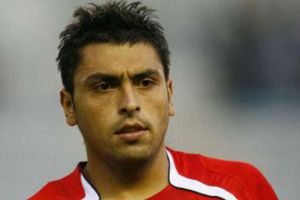 ماينز يضم المدافع التشيلي الدولي خارا