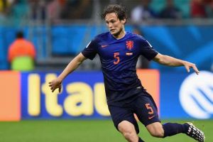 دي بوير يأمل في بقاء بليند في صفوف أياكس أمستردام