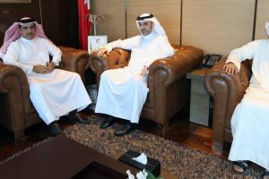 الجودر يبحث مع البوعينين مشاركة الأندية الكروية في البطولات الخليجية والاسيوية