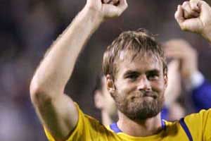 السويدي الدولي السابق ميلبرج يعتزل كرة القدم