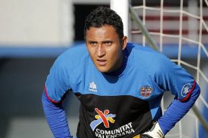 ريال مدريد يتوصل لاتفاق لضم الحارس نافاس من ليفانتي