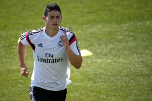 رودريجيز يتسلم الكرة الذهبية لهداف المونديال