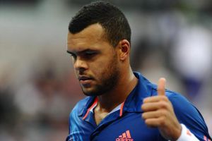 تسونغا يقصي موراي ويبلغ نصف نهائي دورة تورونتو