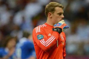 نيوير أفضل لاعب في ألمانيا ولوف أفضل مدرب